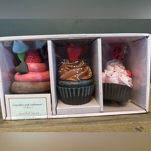 cupcakes & cashmere Holiday Cupcake Decor - Red, Brown, Pink